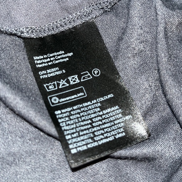 H&M Gray Blouse - Picture 9 of 9